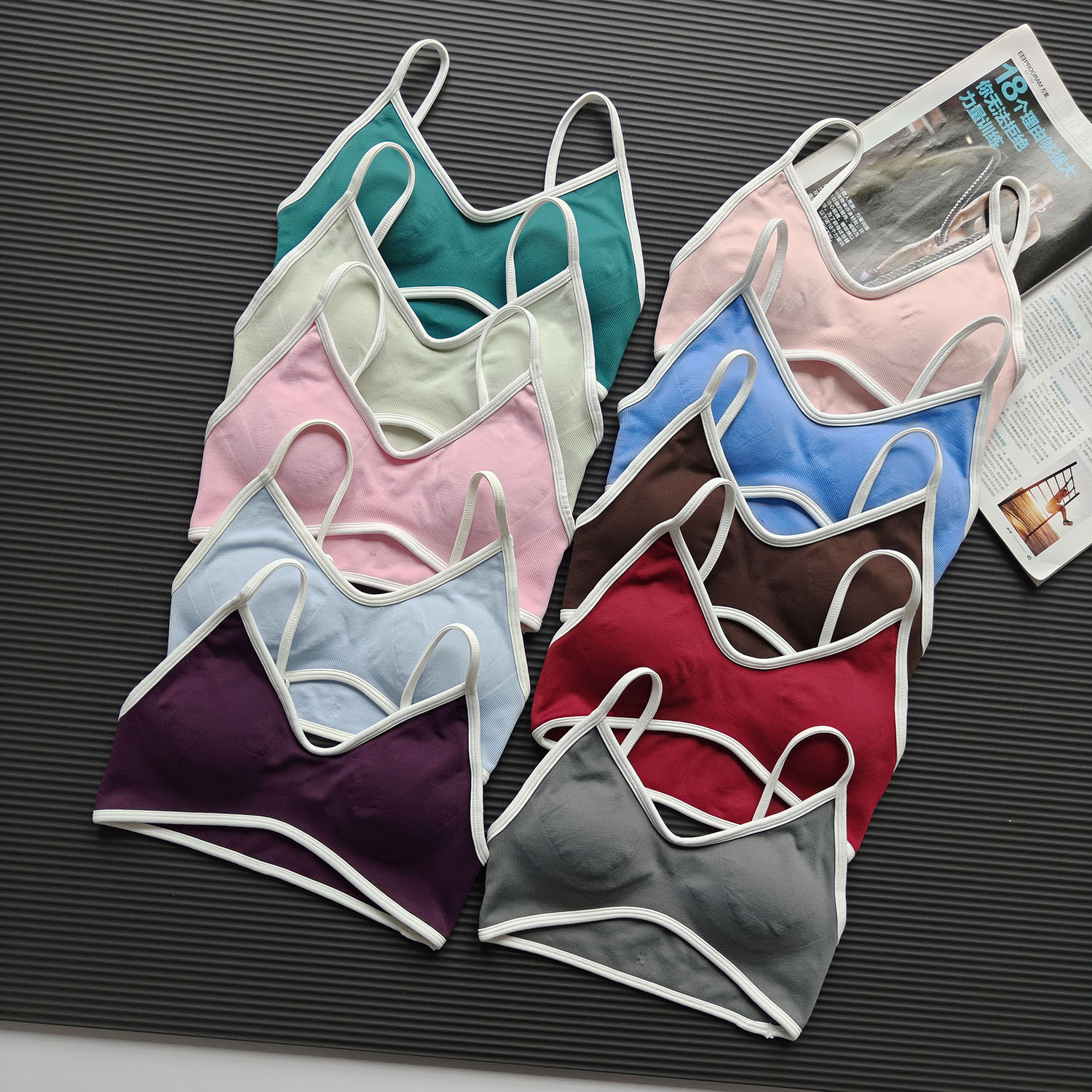 Contrast Color Women's Seamles - Sports Bra High Impact avis et prix