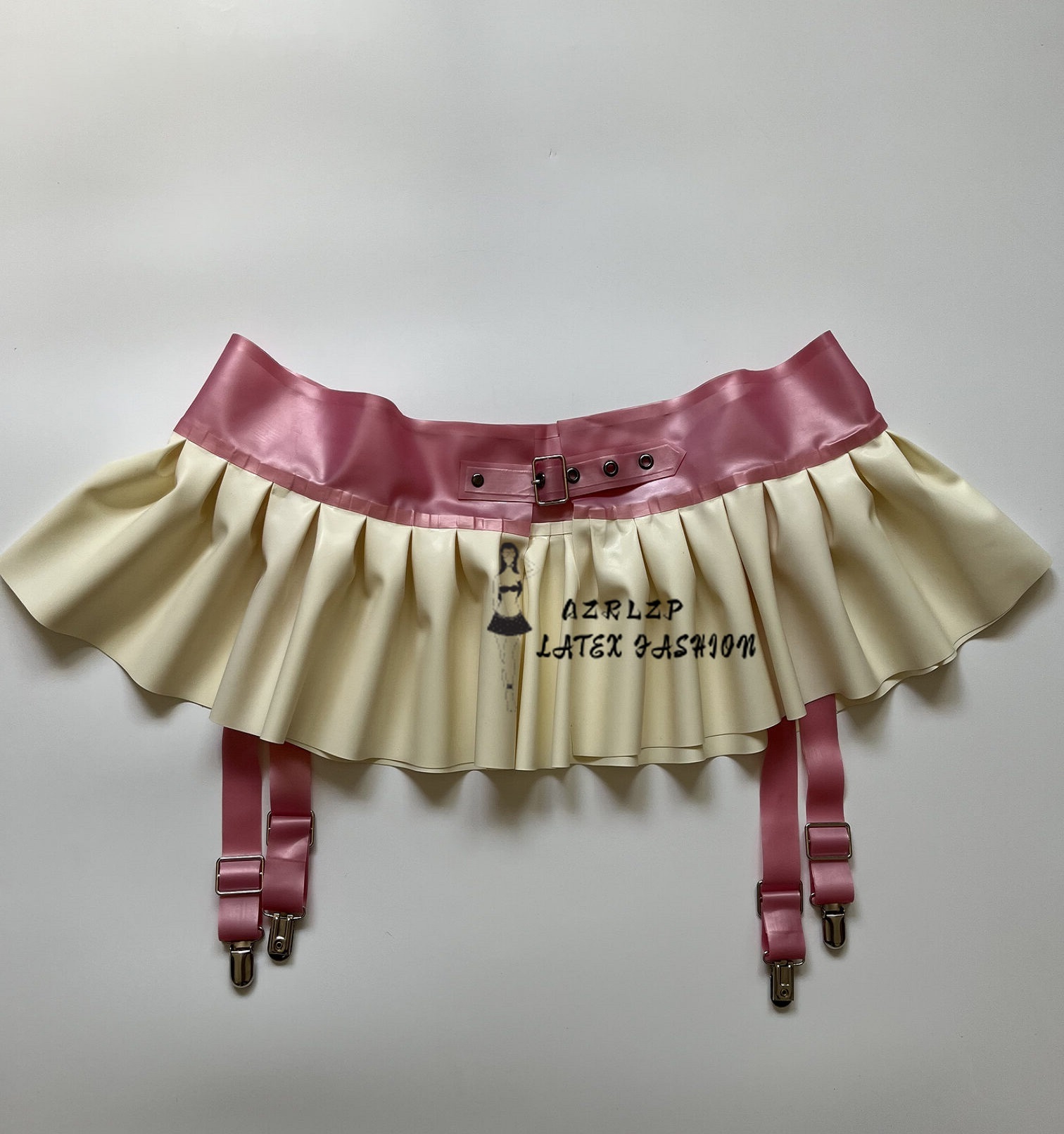 Metallic Powder and White Wome - Garter Belt Set avis et prix
