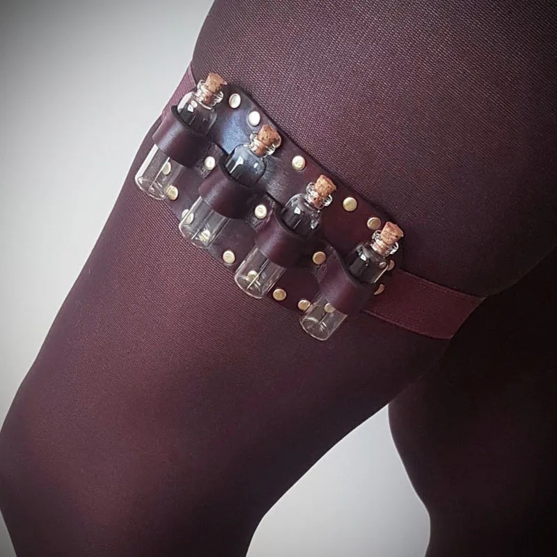 Medieval Steampunk Alchemist A - Garter Belt Set avis et prix